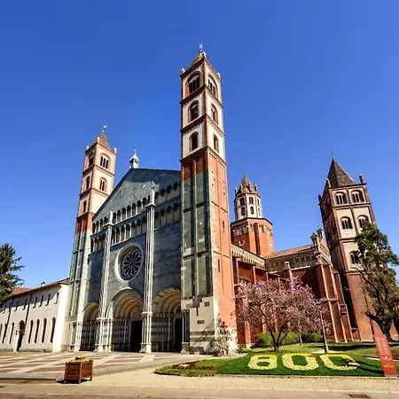 Loft Piazza Cavour Vercelli