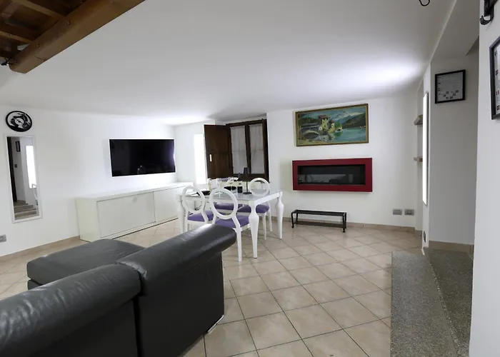 Loft Piazza Cavour Daire