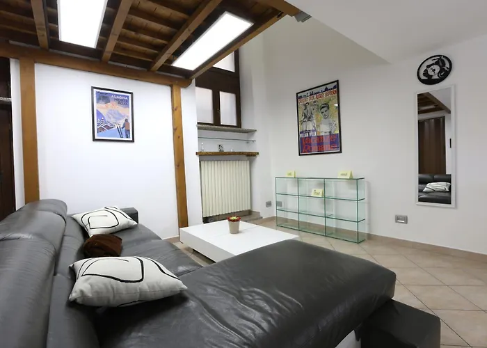Loft Piazza Cavour Daire